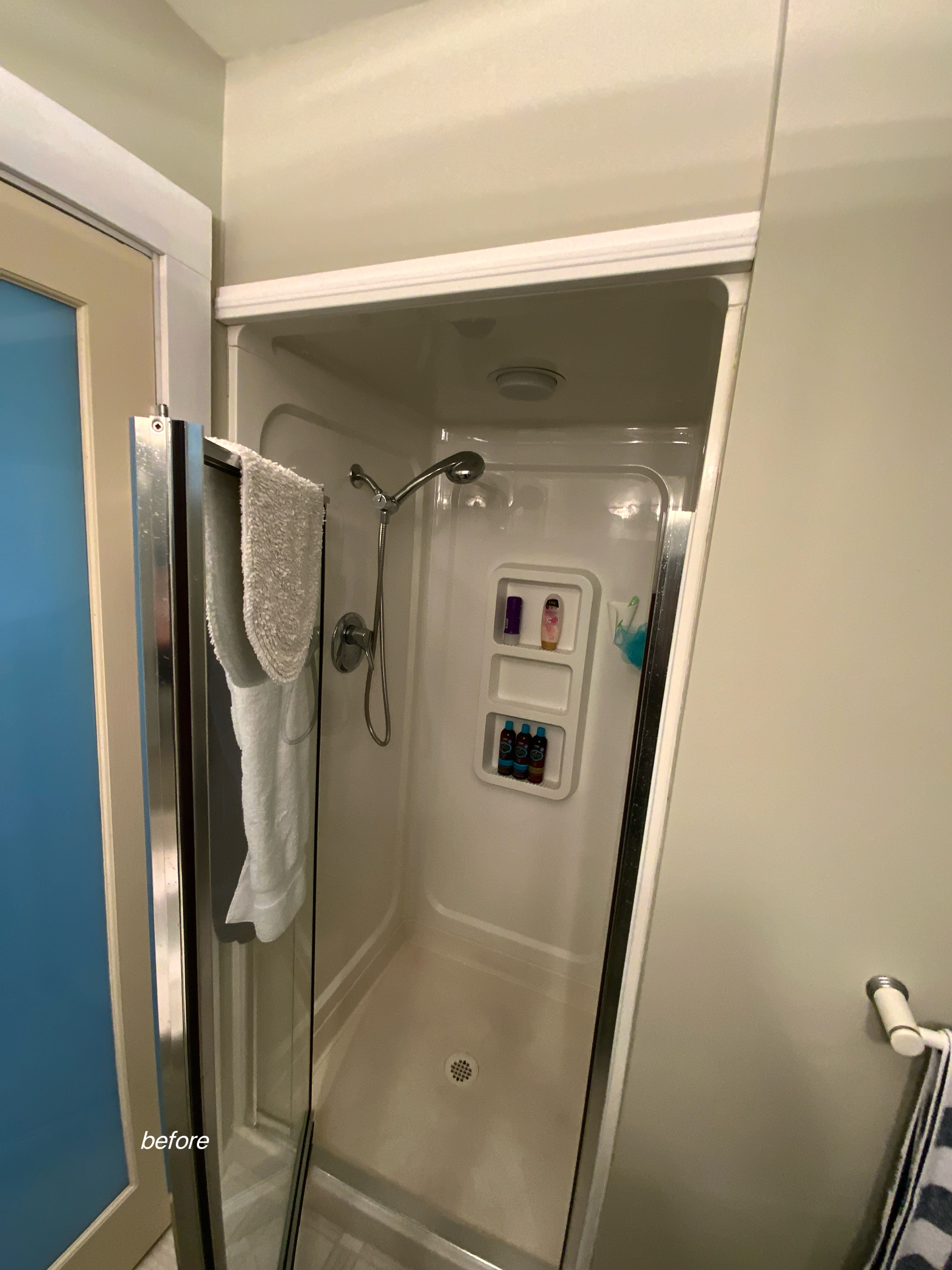 Bathroom Renovation with White Shaker Cabinets - Before 3