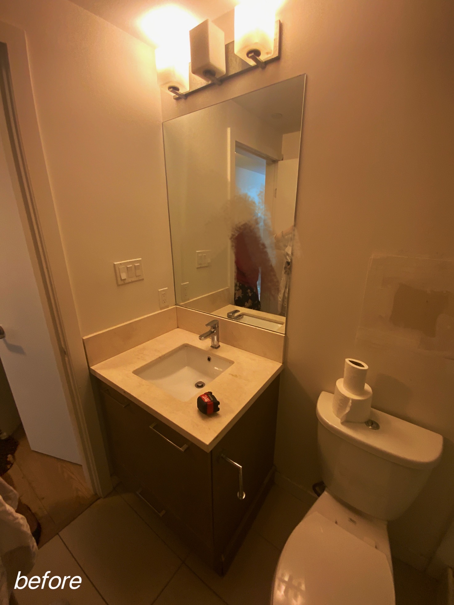 Coquitlam Condo Bathroom Renovation - Before 3