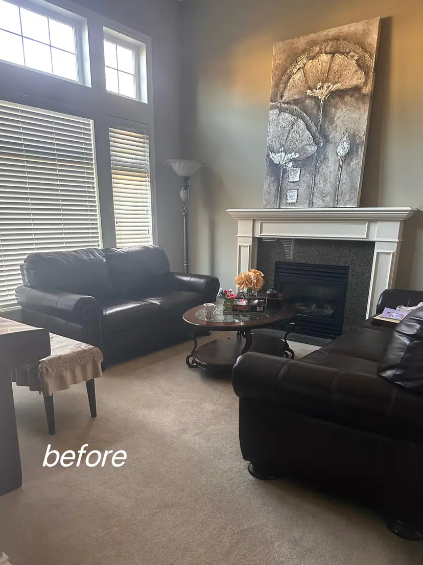 Kitchen Renovation with Custom Cabinets and Quartz Countertops - Before 1