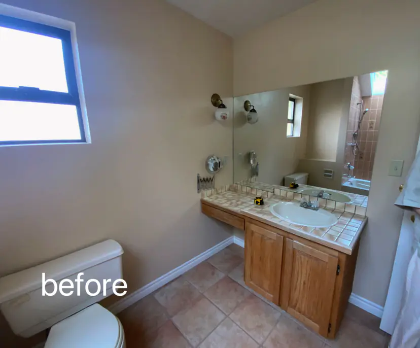 Luxury Bathroom Renovation North Vancouver - Before Renovation 1