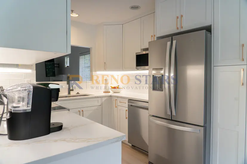 Cabinet Refinishing in Maple Ridge: Real Costs, Painting vs Refacing (2026)